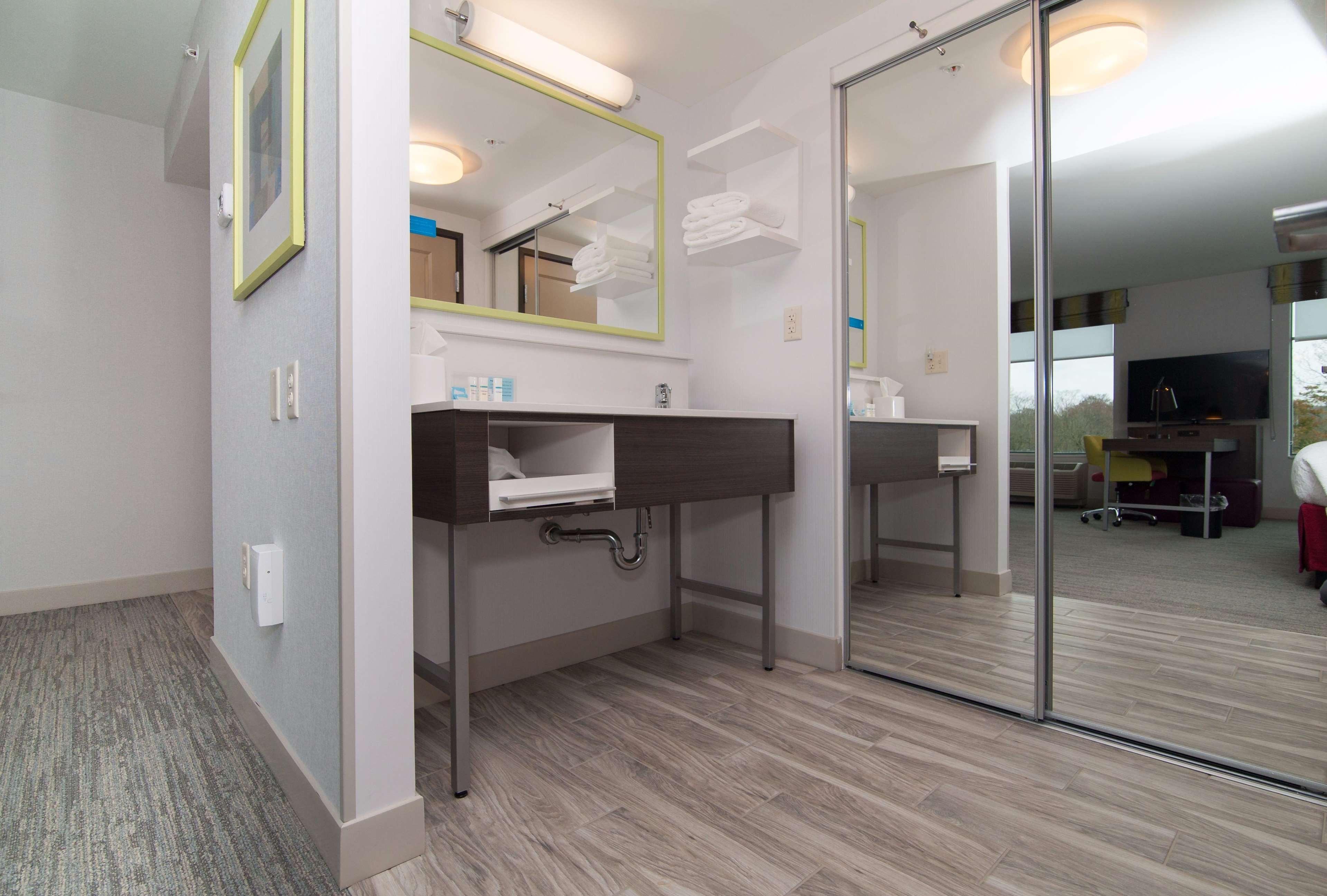 Hampton Inn Norwich Extérieur photo